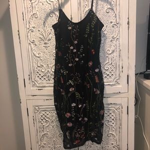Guess embroidered mesh dress NWT junior XL